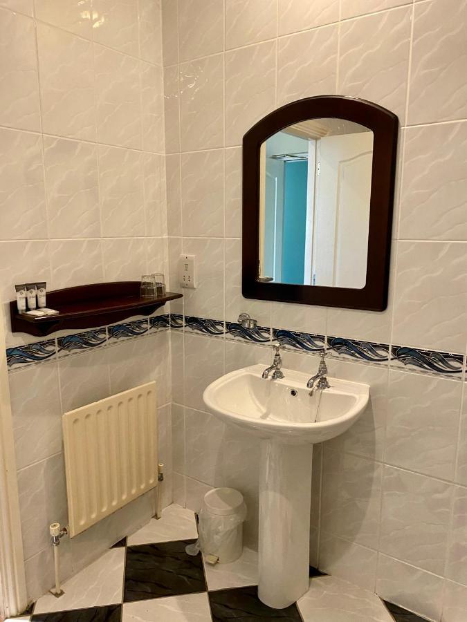 Twin Trees Hotel & Leisure Club Балліна Екстер'єр фото